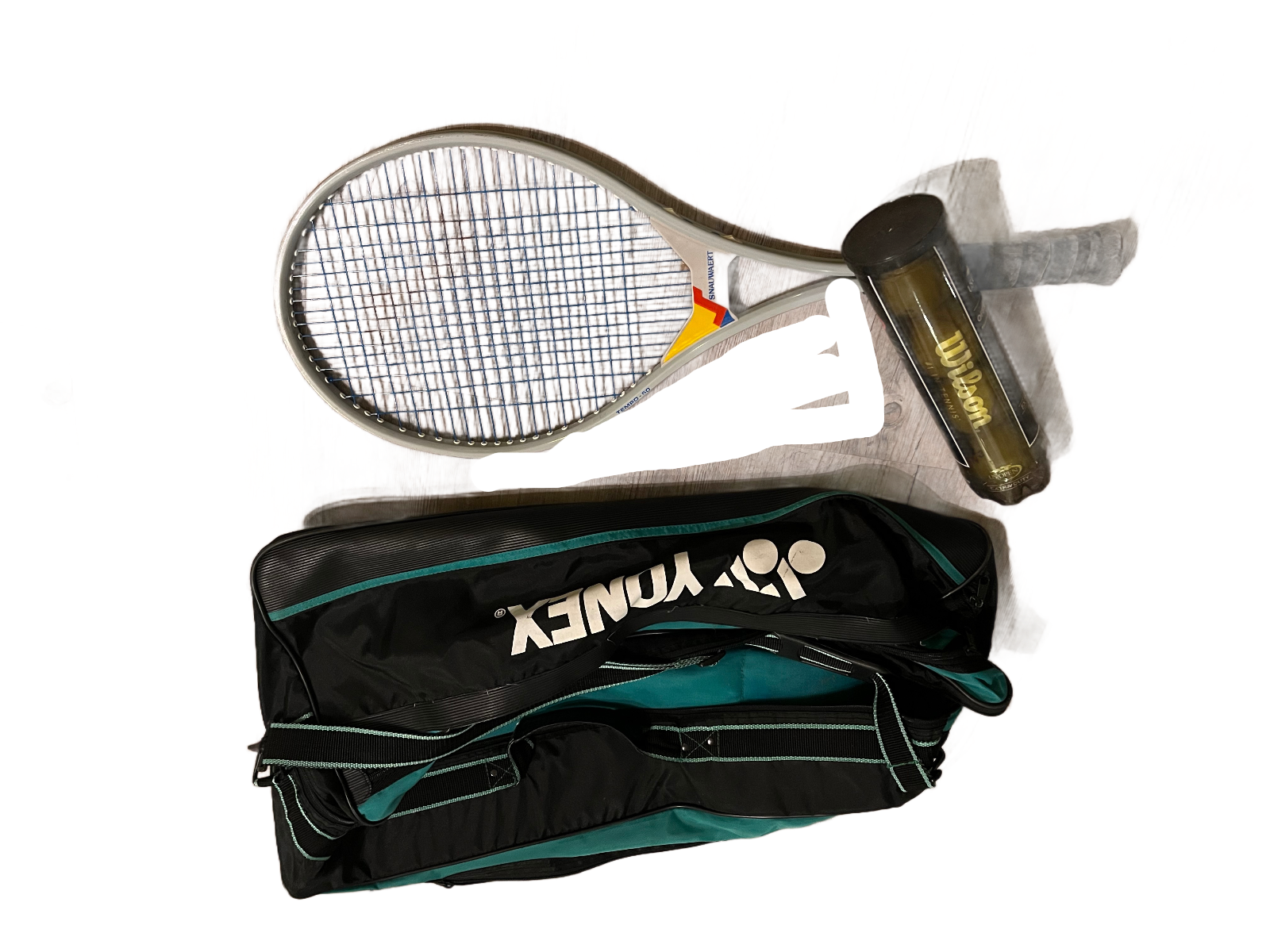tennisracket och tennisväska